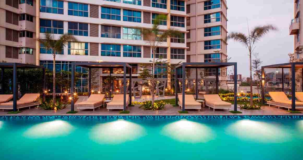 Sheth-Beaumonte-Amenities-Actual-Site-Swimming-Pool-Sion-Circle